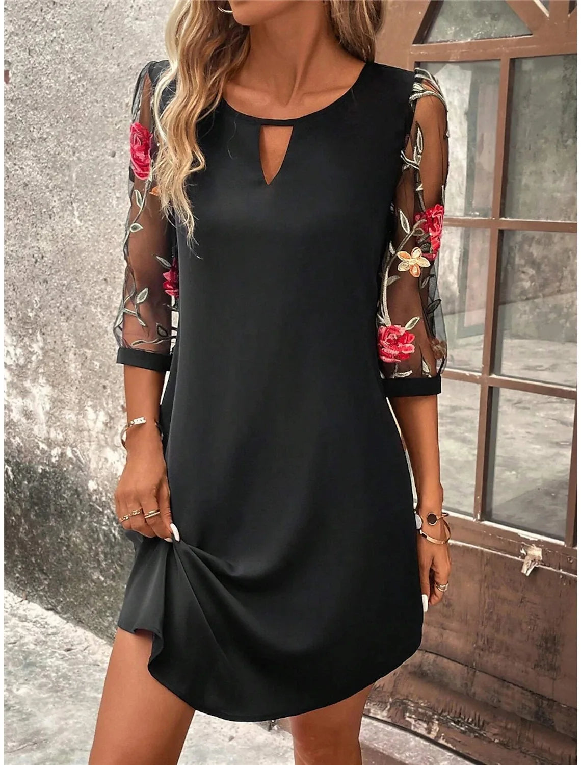 Vestido Feminino com Bordado Tamires