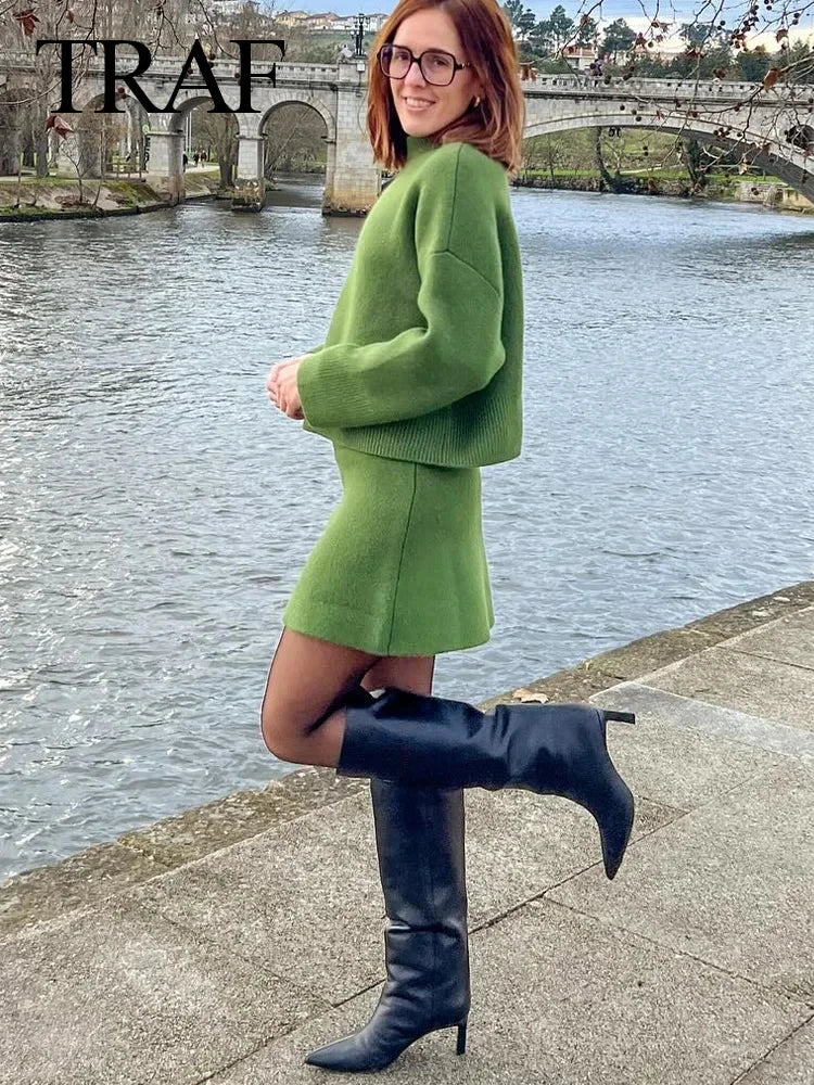 Vestido manga longa, Vestido manga comprida, Vestido manga Puff, Vestido inverno, Moda outono inverno, Vestido justo manga comprida, Vestido midi, Vestido manga longa com strass, Vestido blazer, Vestido camisa, Blazer preto, blazer longo, blazer de lã batida, blazer outono inverno, blazer caramelo, Blazer curto, Blazer alongado, CONJUNTO BLAZER E SAIA, Saia e blazer de lã. Conjunto saia croppet, Conjunto Alfaitaria Saia e Croppet,