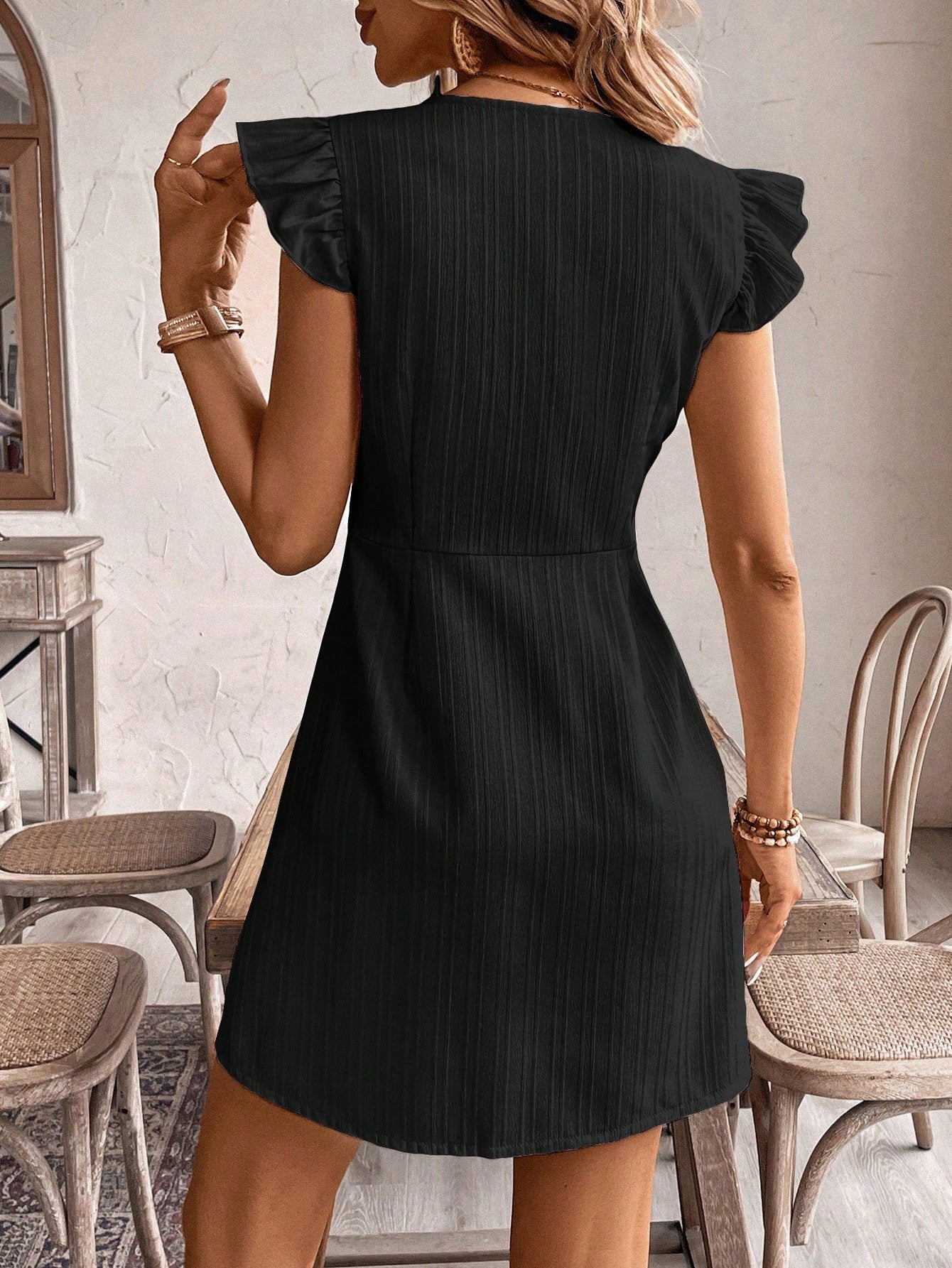 VESTIDO
Vestido verão;
Vestido verao;
Verão 2025;
Verão;
Vestido floral;
Vestido colorido;
Vestido baby look;
Vestido para festa de aniversário;
Vestido para casamento;
Vestido para formatura
Vestido curto;
Vestido longo;
Vestido leve;
Vestido festa;
Vestido de alça;
Vestido;
Vestido branco;
Vestido preto;