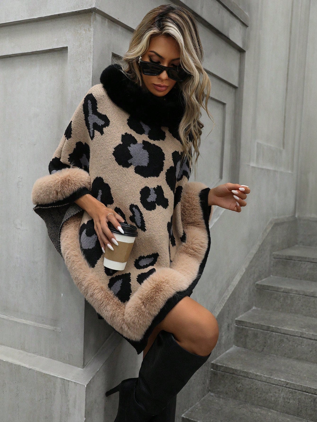 Suéter com Pelo Animal Print