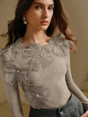 Blusa Manga Longa com Detalhes Princesa