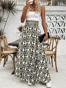 Saia longa;
Saia midi;
Saia curta;
Saia floral;
Saia com fenda;
Verão;
verão 2025;
moda feminina;
mulher moderna;
mulher elegante;
saia de festa;
saia para formatura;
saia para casamento;
saia preta;
saia branca;
saia trespassada;