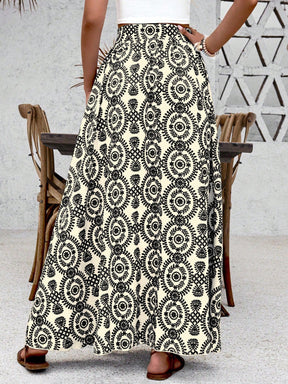 Saia longa;
Saia midi;
Saia curta;
Saia floral;
Saia com fenda;
Verão;
verão 2025;
moda feminina;
mulher moderna;
mulher elegante;
saia de festa;
saia para formatura;
saia para casamento;
saia preta;
saia branca;
saia trespassada;